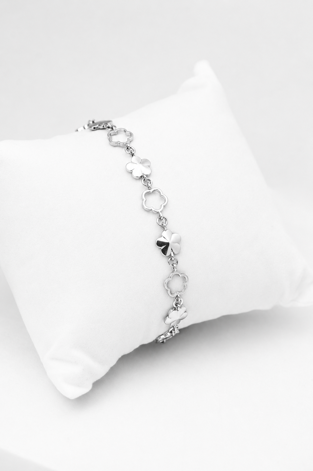 Bloom Flower Bracelet - 8MM