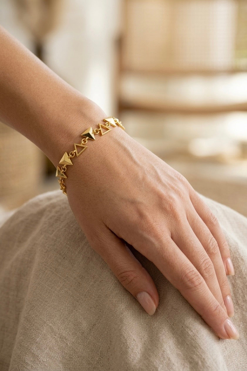 Origins Triangle Bracelet - 8MM